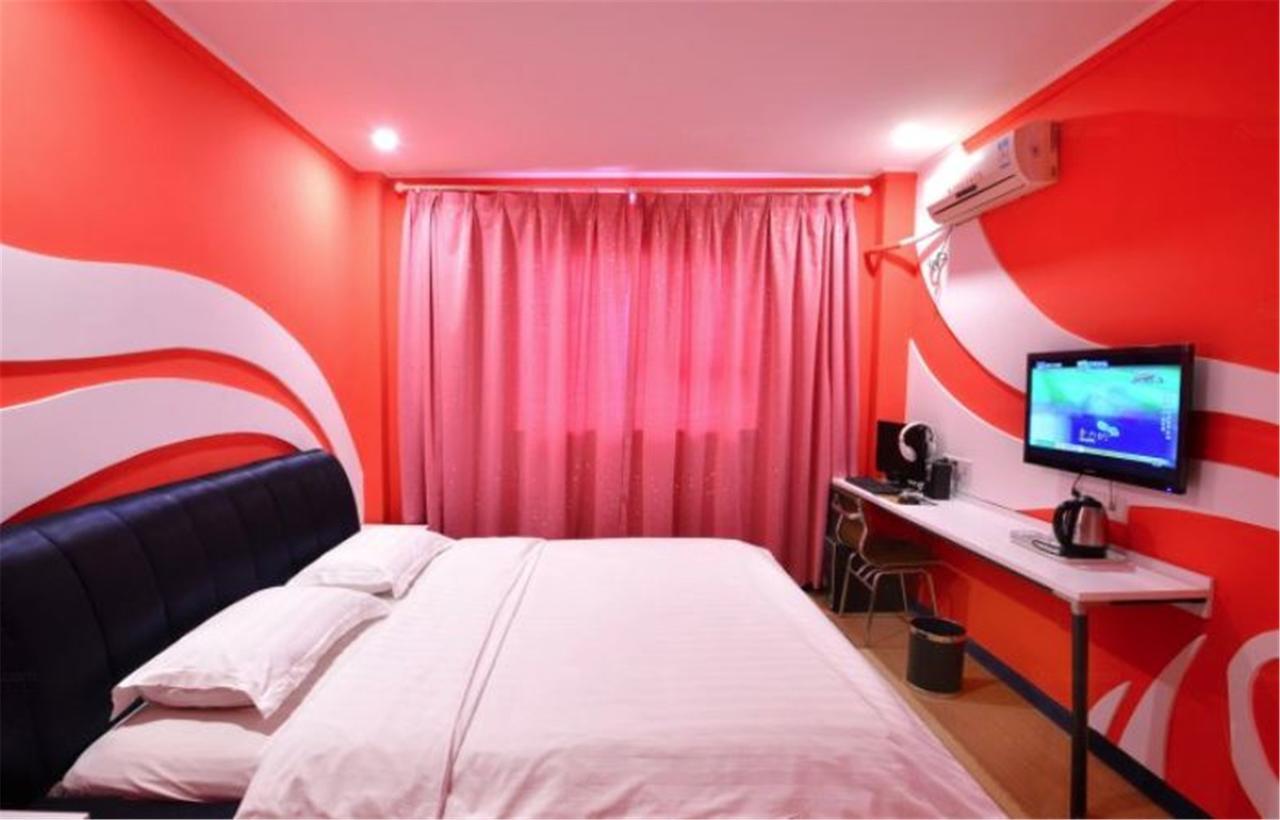Jinkailai Business Hotel Qingdao Beer Street Exterior photo